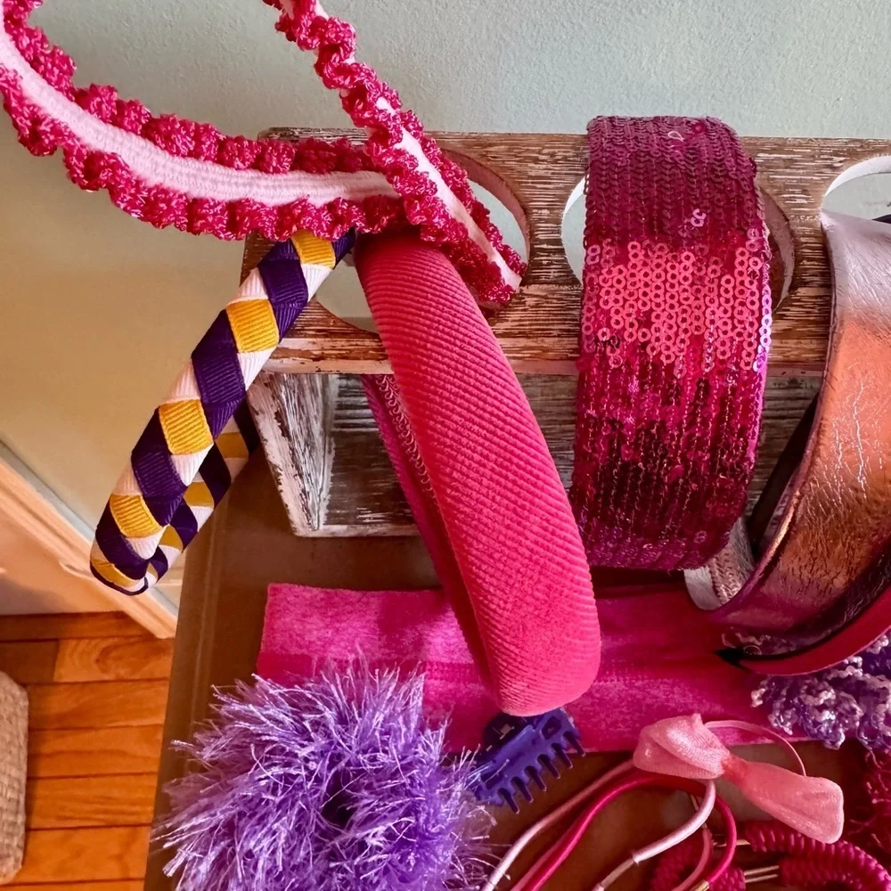 Assortment pink & purple hair accessories for tweens/teens